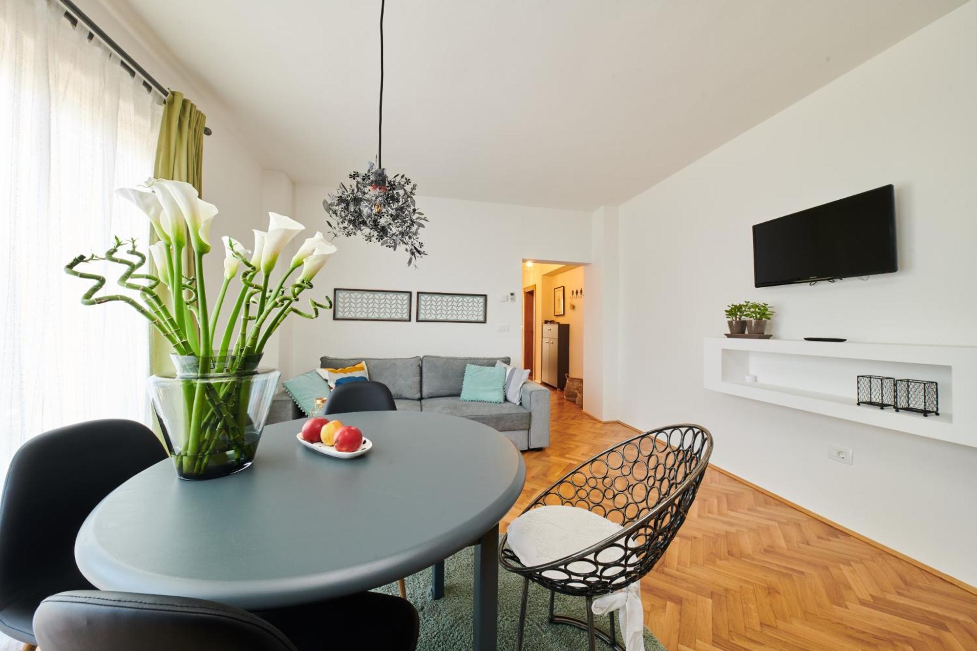 Mina'S Shine Apartment Umag Exterior photo